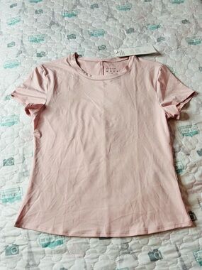 H&M Light Pink Short Sleeve Crewneck Tee